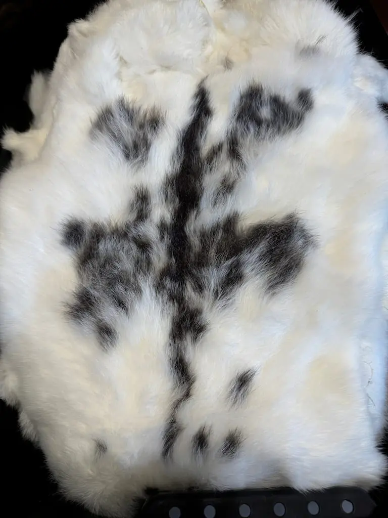 Spotted Rabbit Furs - Image 2